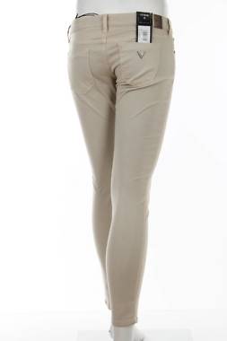 Γυναικείο παντελόνι Guess2 - Contourshop.gr Γυναικείο παντελόνι Guess2