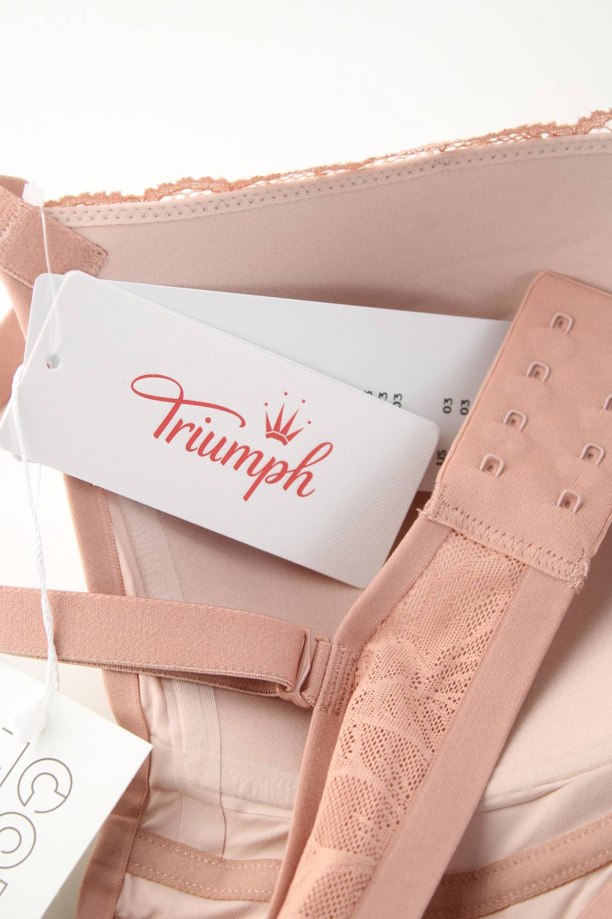 Сутиен Triumph3 - Contour.bg Сутиен Triumph3
