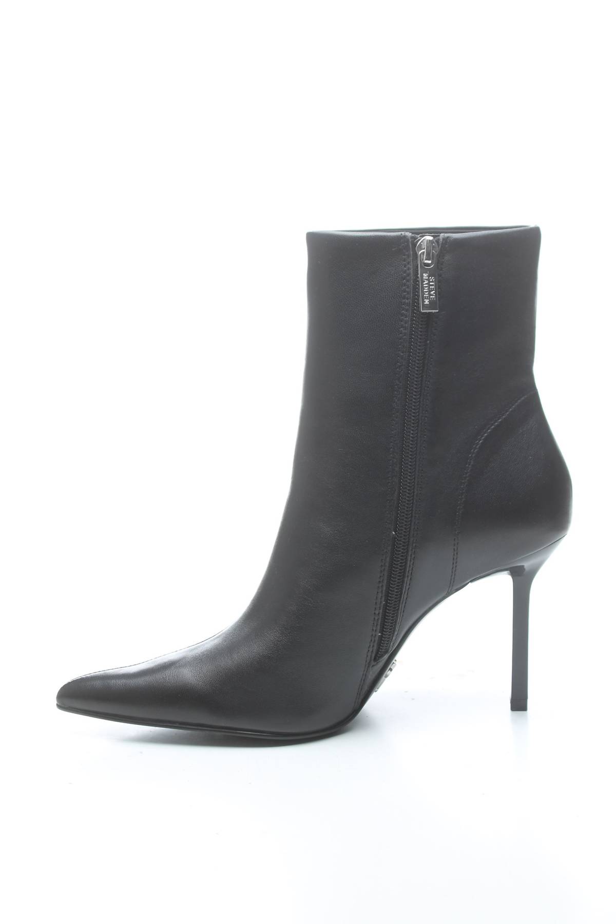 Γυναικεία μποτάκια Steve Madden2