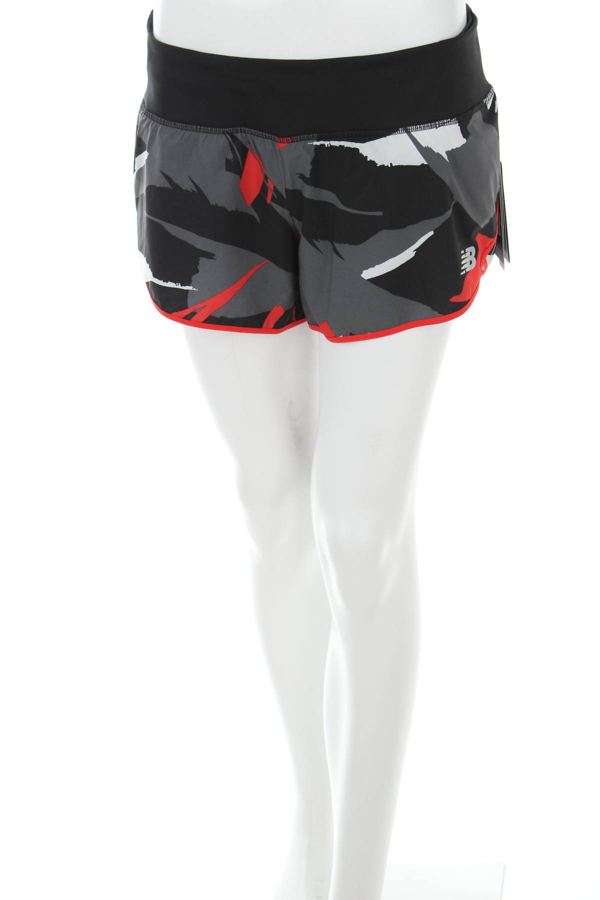 Дамски шорти New Balance1