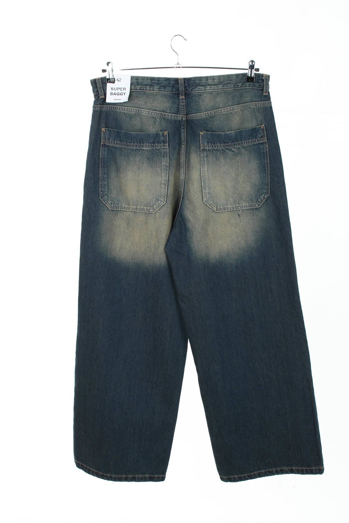 Γυναικεία τζιν Bershka2