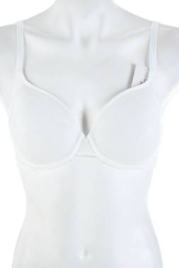 Сутиен Triumph1 - Contour.bg Сутиен Triumph1