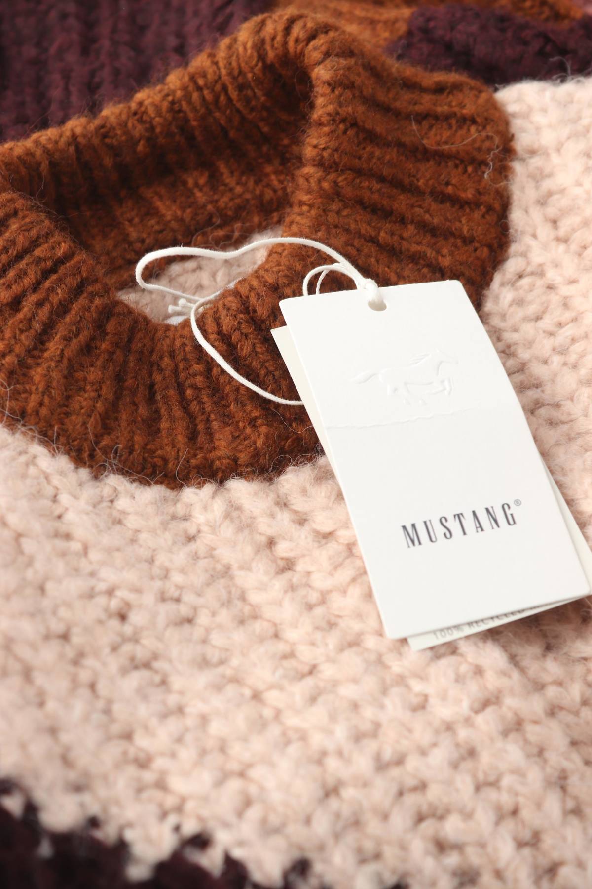 Γυναικείο πουλόβερ Mustang3