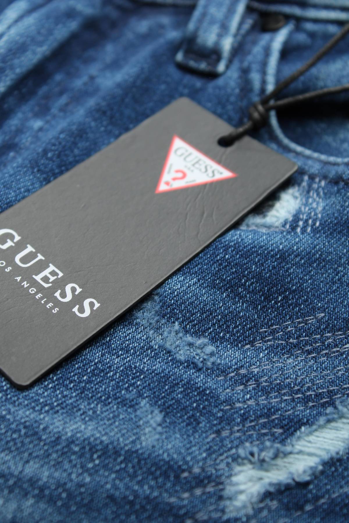 Дамски дънки Guess3 - Contour.bg Дамски дънки Guess3