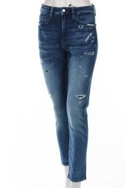 Дамски дънки Guess1
