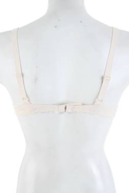 Сутиен Triumph2 - Contour.bg Сутиен Triumph2