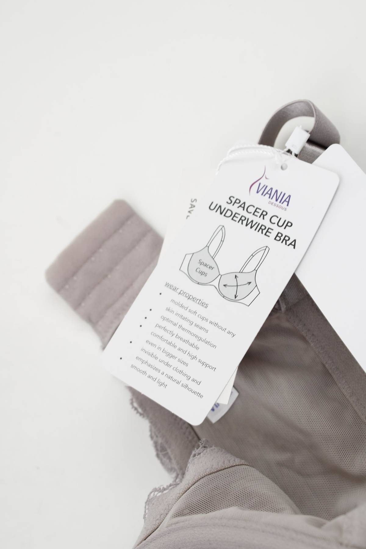 Сутиен Viania3