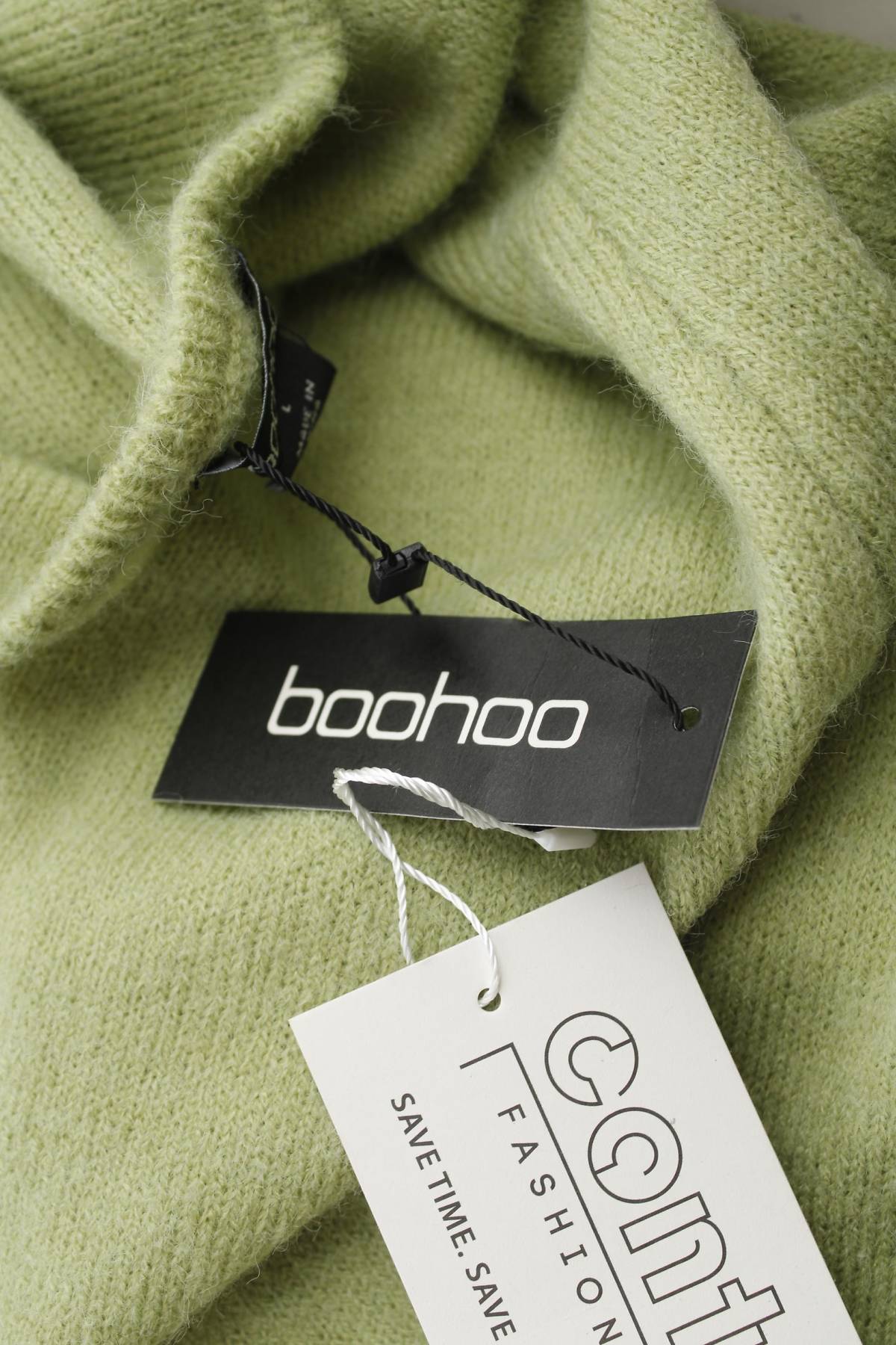 Рокля Boohoo3