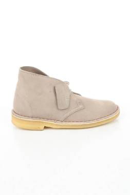 Γυναικεία μποτάκια Clarks1