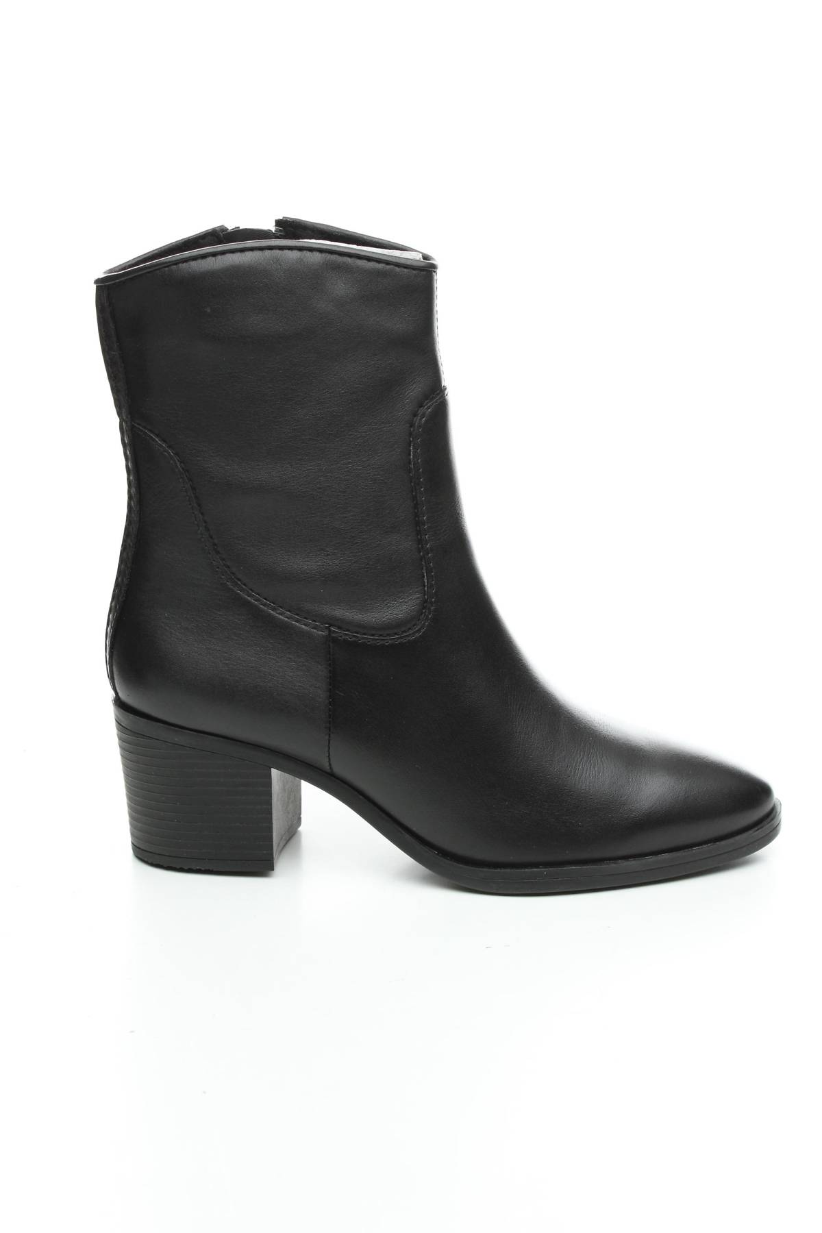 Дамски боти Marco Tozzi1