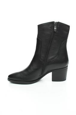 Γυναικεία μποτάκια Marco Tozzi2