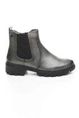 Дамски боти Tamaris1