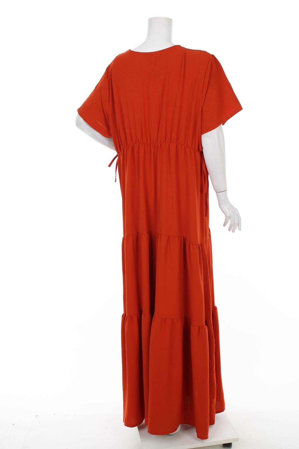 Рокля Boohoo2 - Contour.bg Рокля Boohoo2