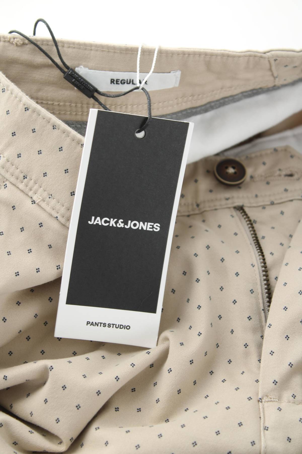 Ανδρικό σορτσάκι Jack & Jones3 - Contourshop.gr Ανδρικό σορτσάκι Jack & Jones3