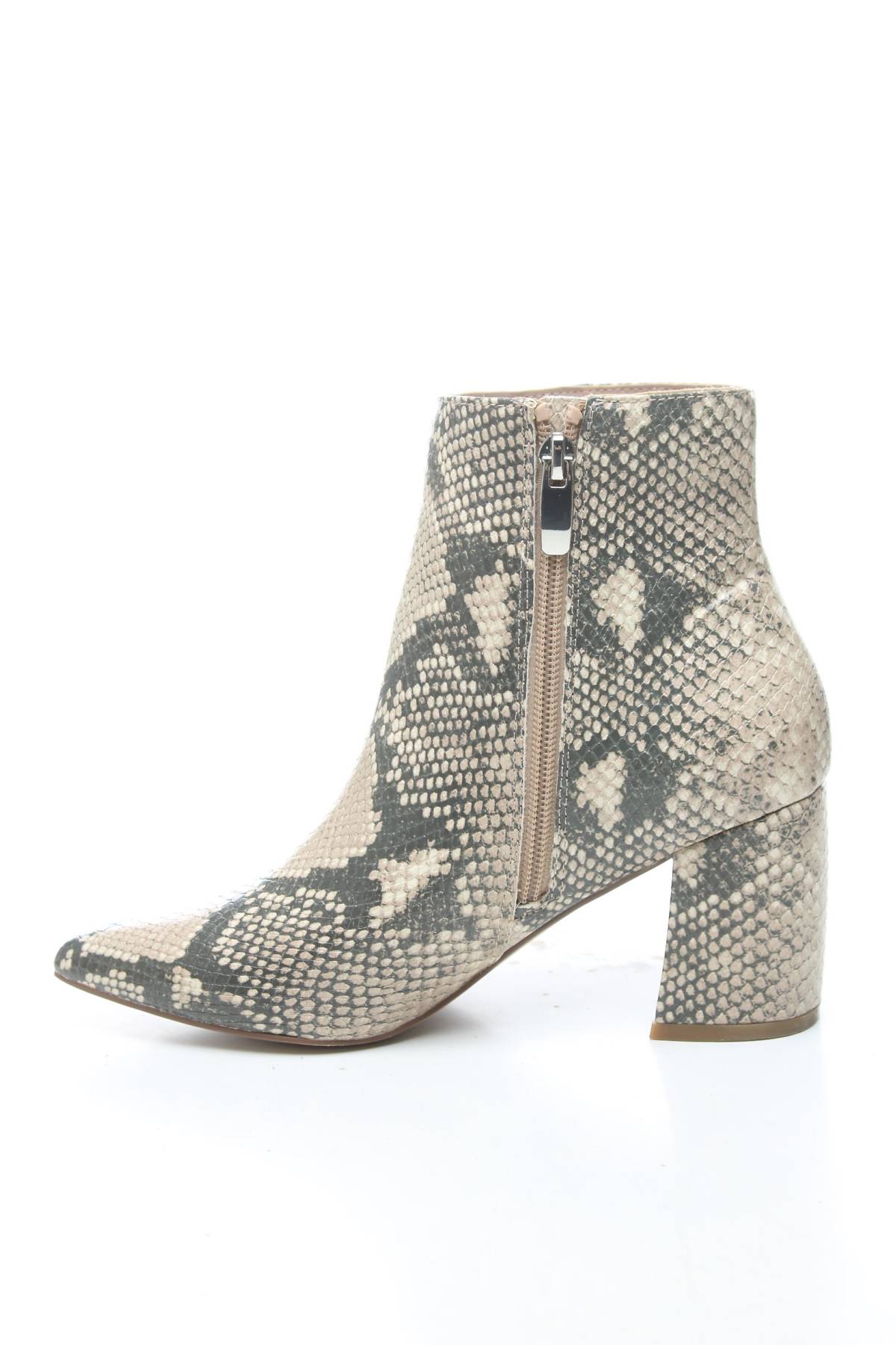 Дамски боти Steve Madden2