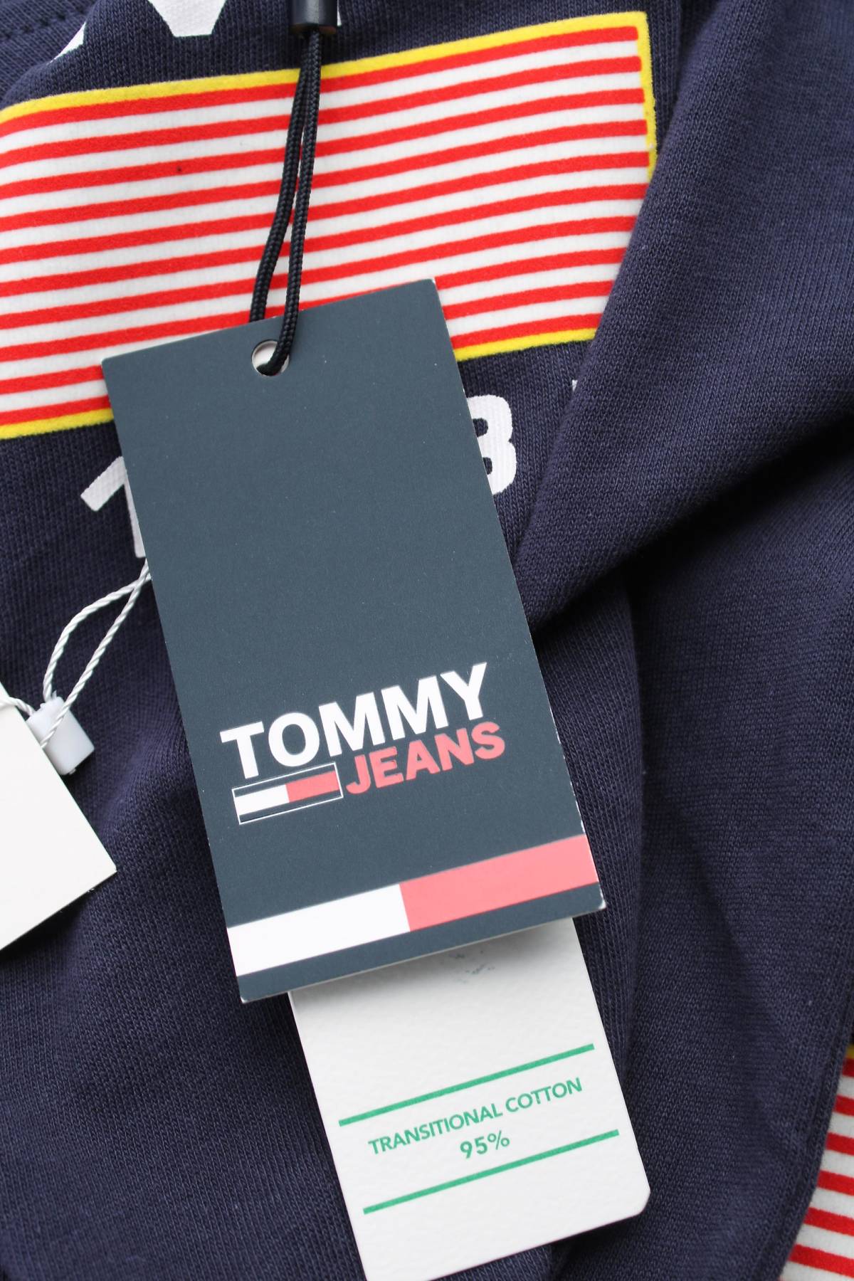 Мъжка тениска Tommy Jeans3