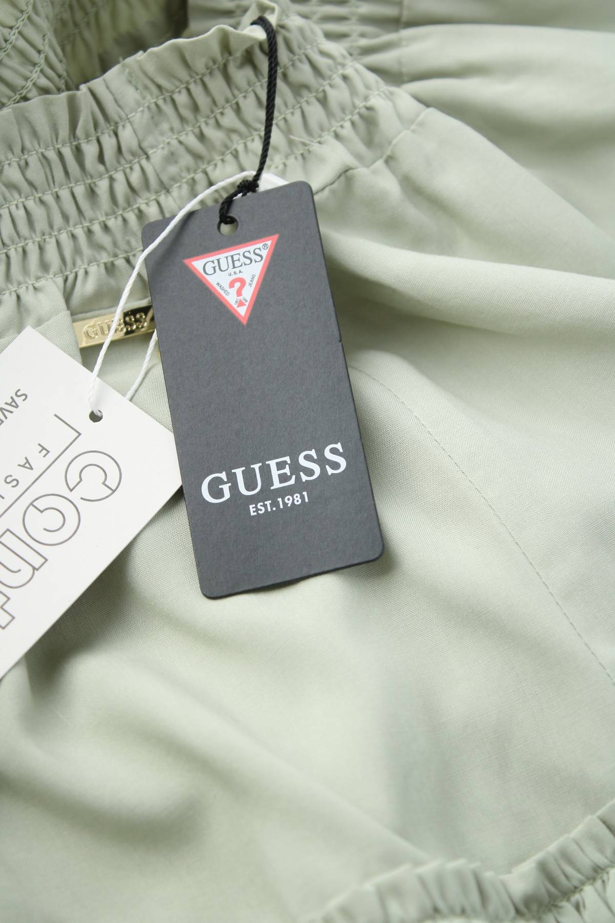 Детска пола Guess3