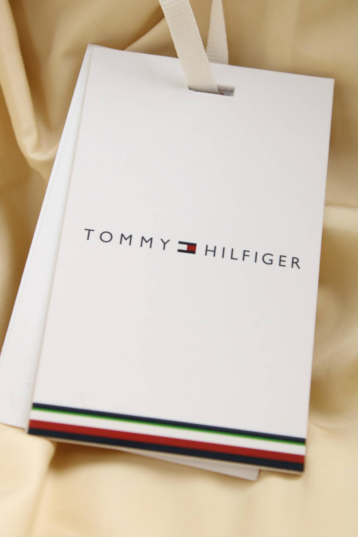 Γυναικείο μπουφάν Tommy Hilfiger4