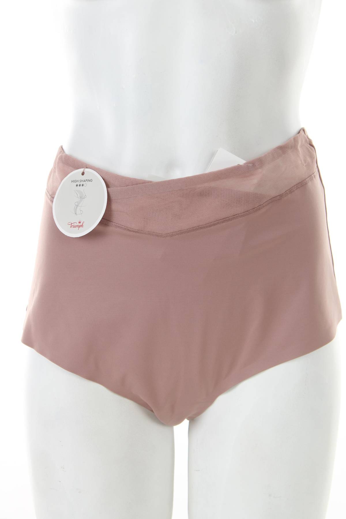 Стягащо бельо Triumph1