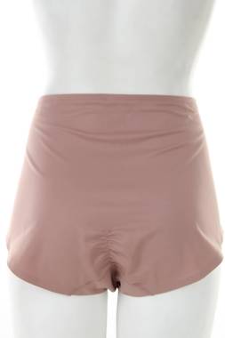 Стягащо бельо Triumph2