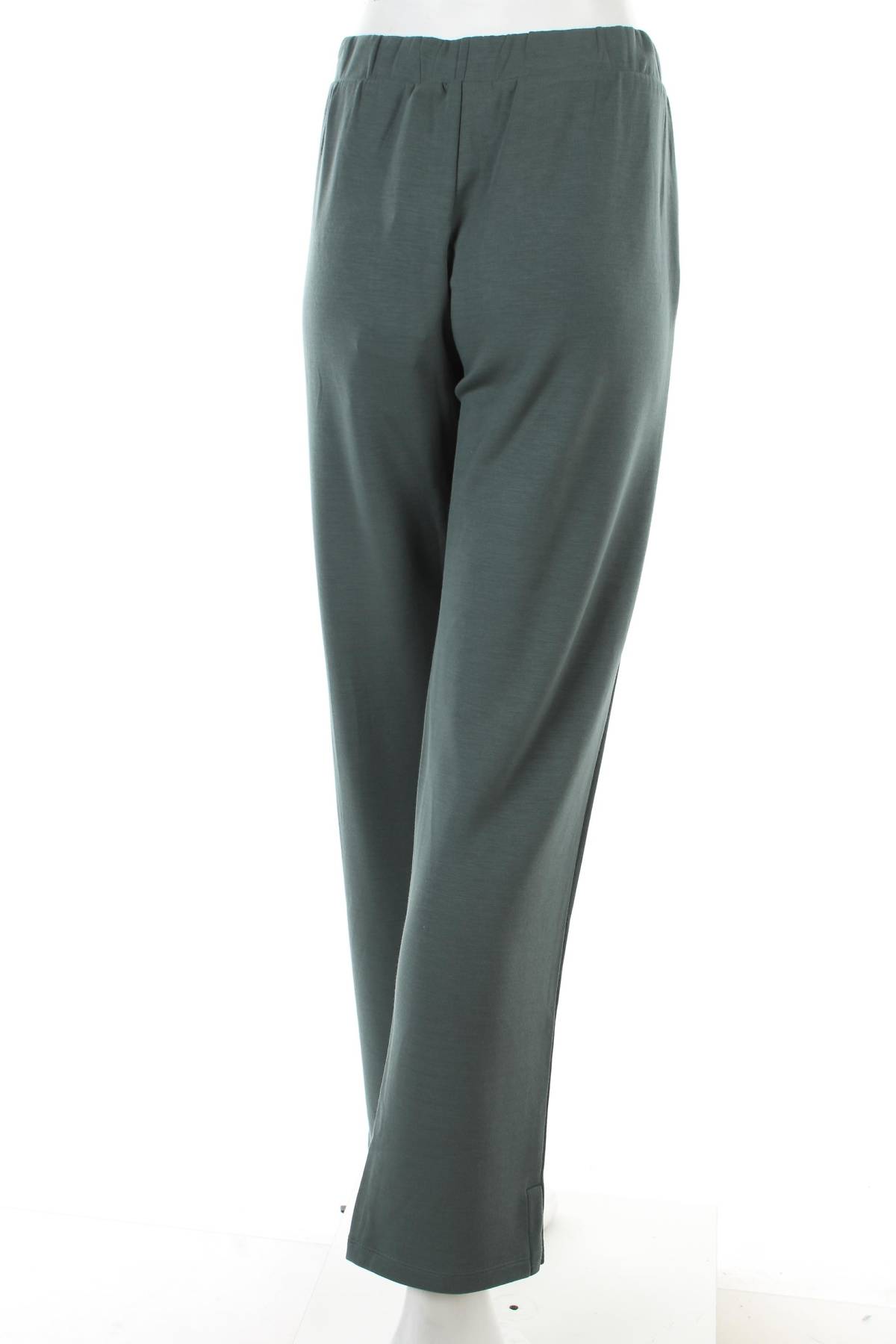 Домашно облекло Triumph2