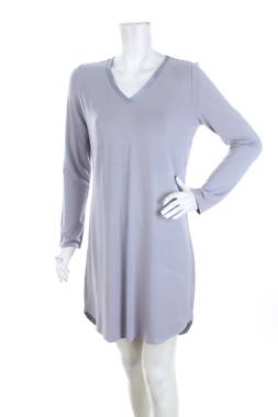 Дамска нощница Triumph1