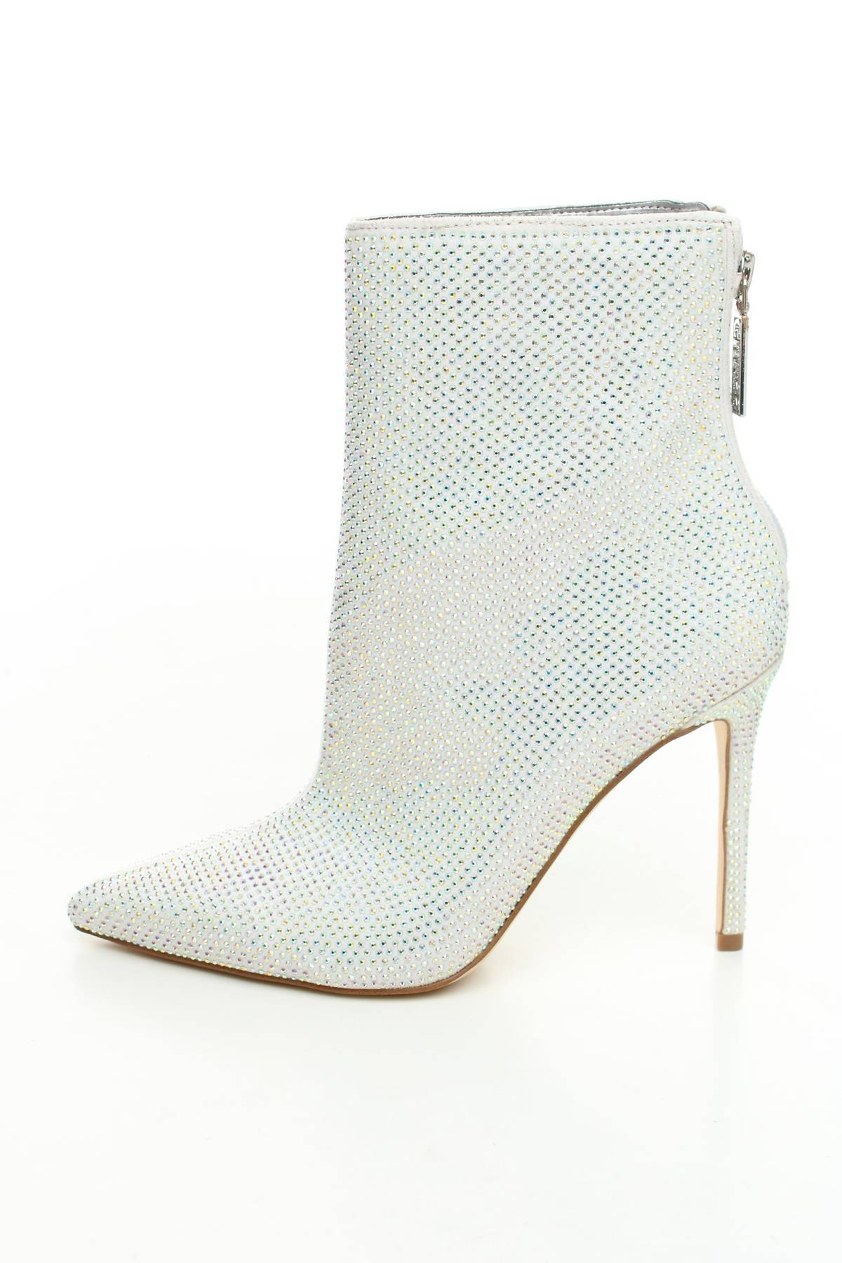 Γυναικεία μποτάκια Guess2