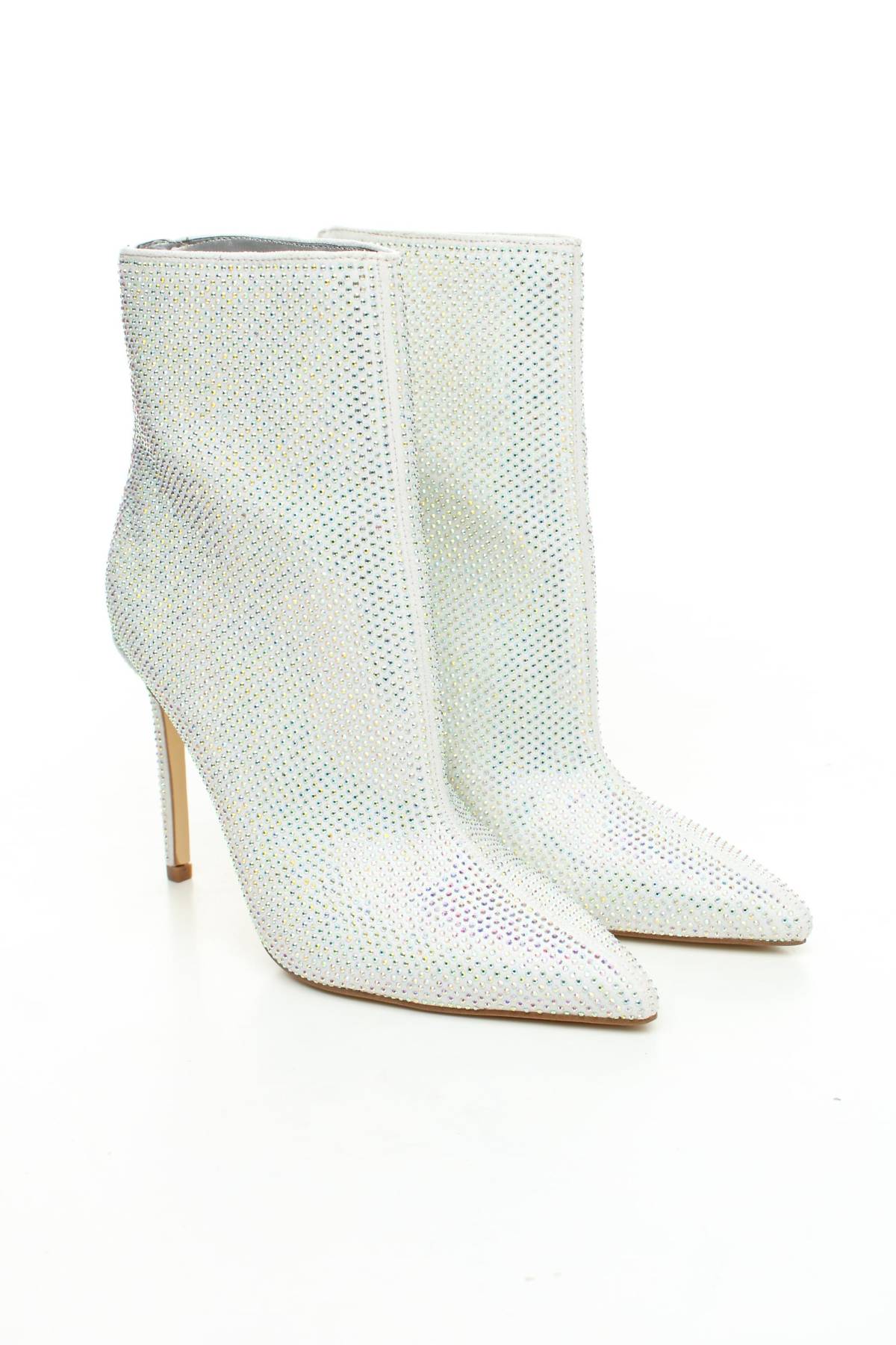 Γυναικεία μποτάκια Guess3