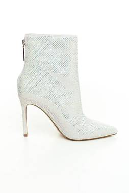 Γυναικεία μποτάκια Guess1 - Contourshop.gr Γυναικεία μποτάκια Guess1