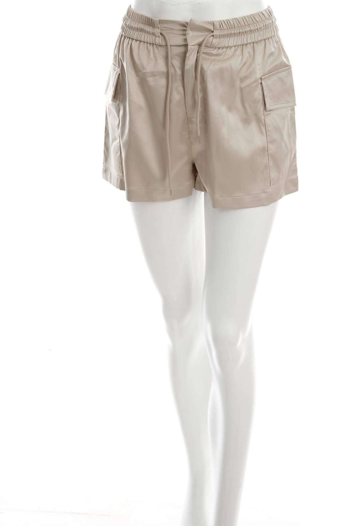 Дамски къс панталон Boohoo1 - Contour.bg Дамски къс панталон Boohoo1