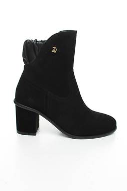 Γυναικεία μποτάκια Zadig & Voltaire1