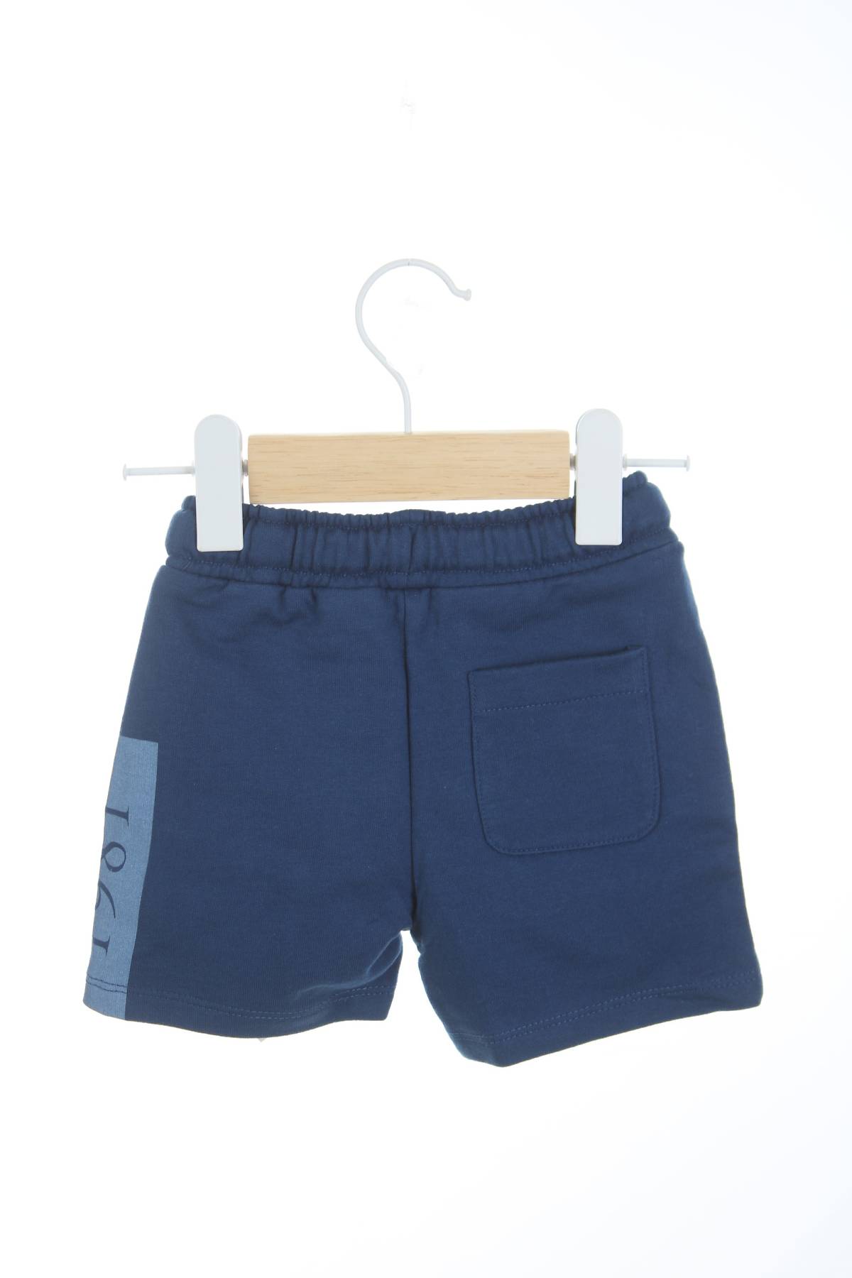 Παιδικά σορτσάκια Guess2