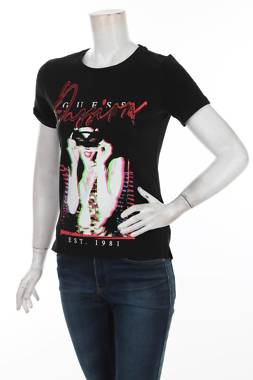 Дамска тениска Guess1