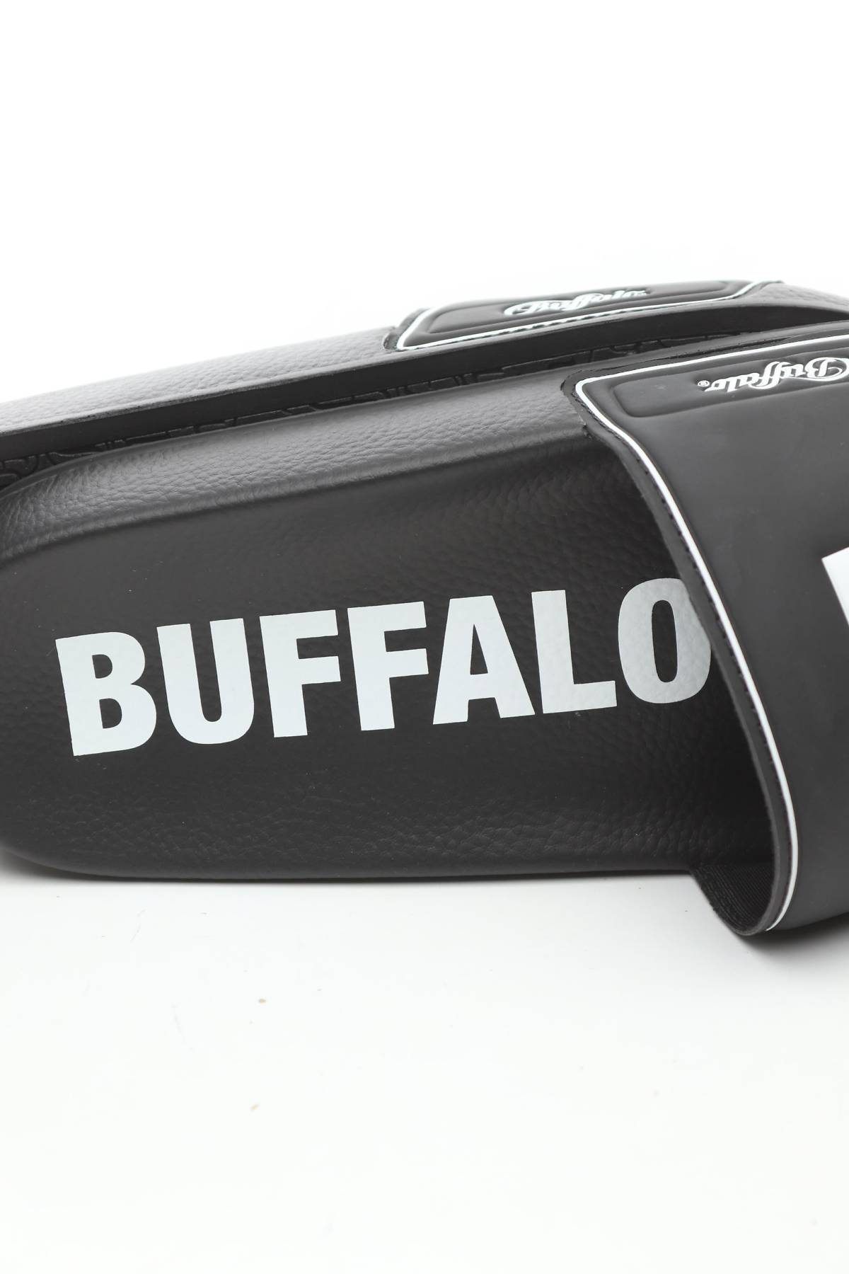 Чехли Buffalo5