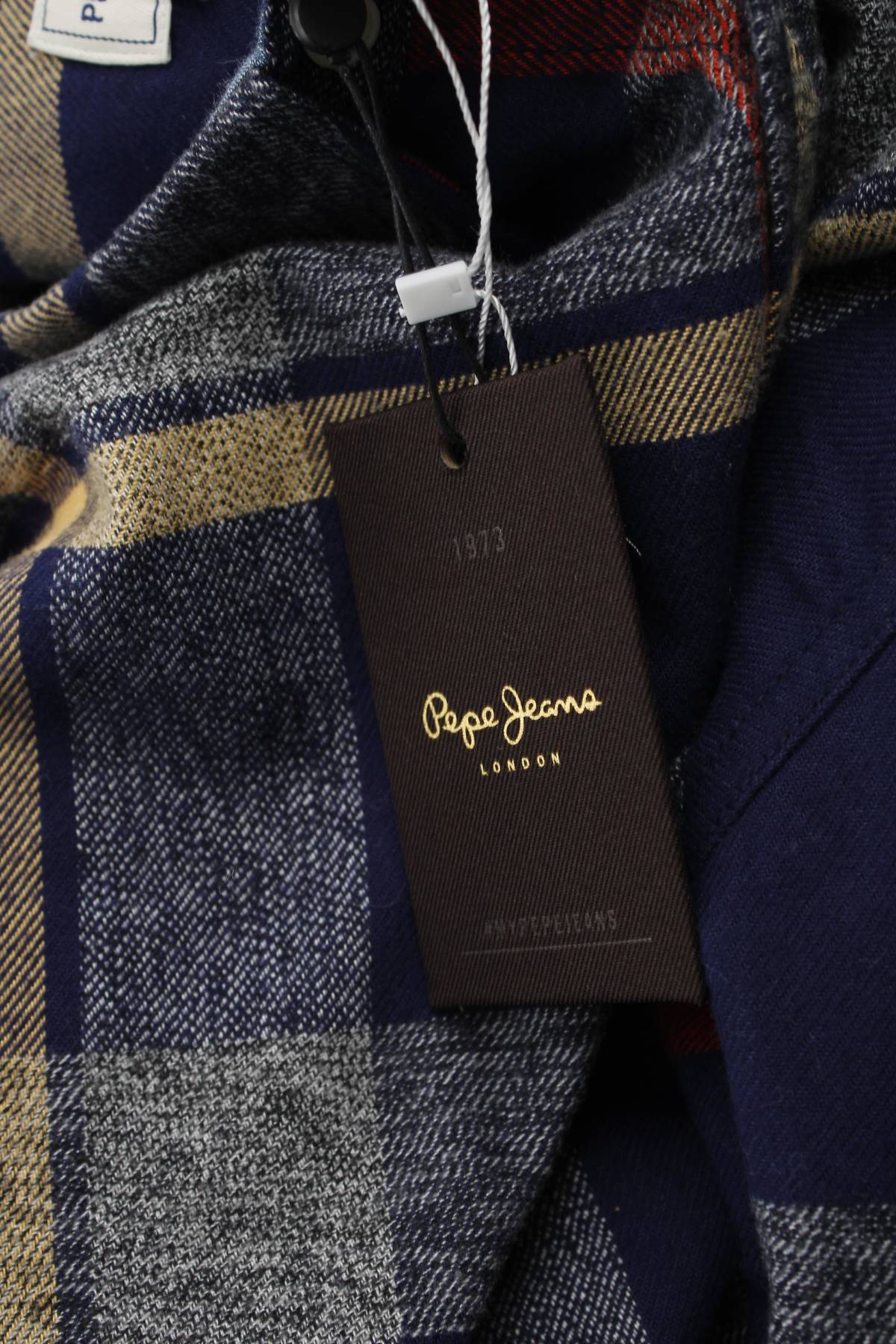 Мъжка риза Pepe Jeans3 - Contour.bg Мъжка риза Pepe Jeans3