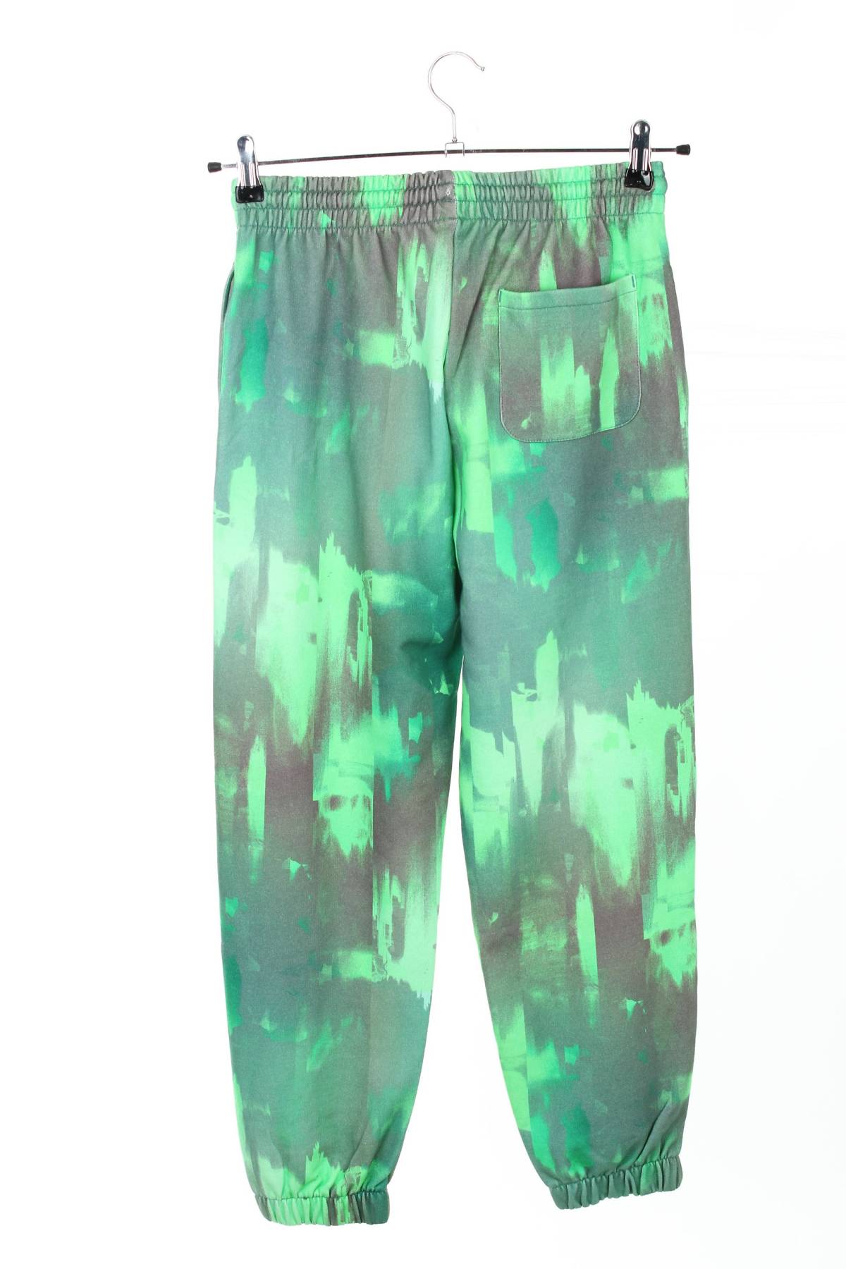 Детско долнище Calvin Klein Jeans2