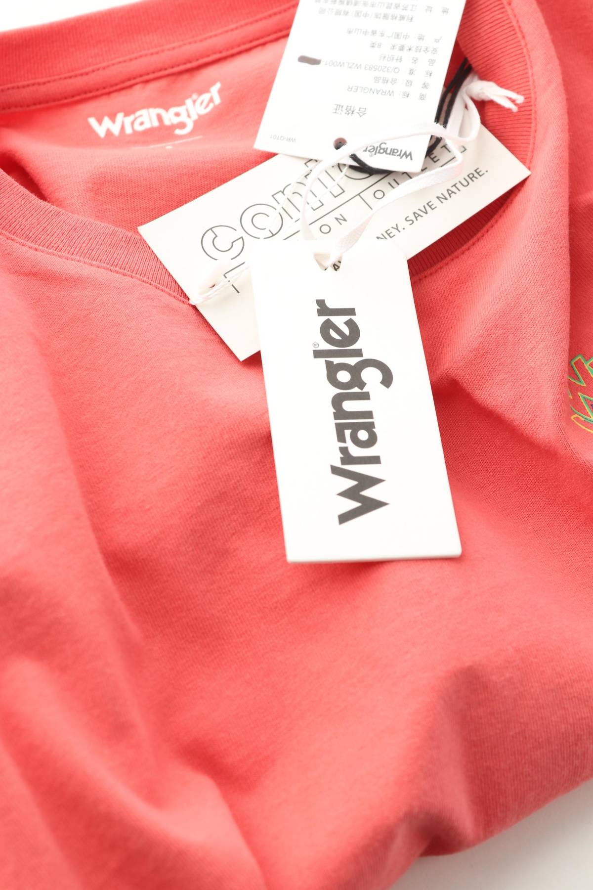Дамска тениска Wrangler3 - Contour.bg Дамска тениска Wrangler3