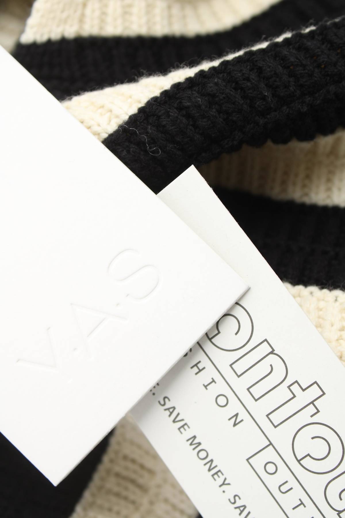 Дамски пуловер Y.A.S3