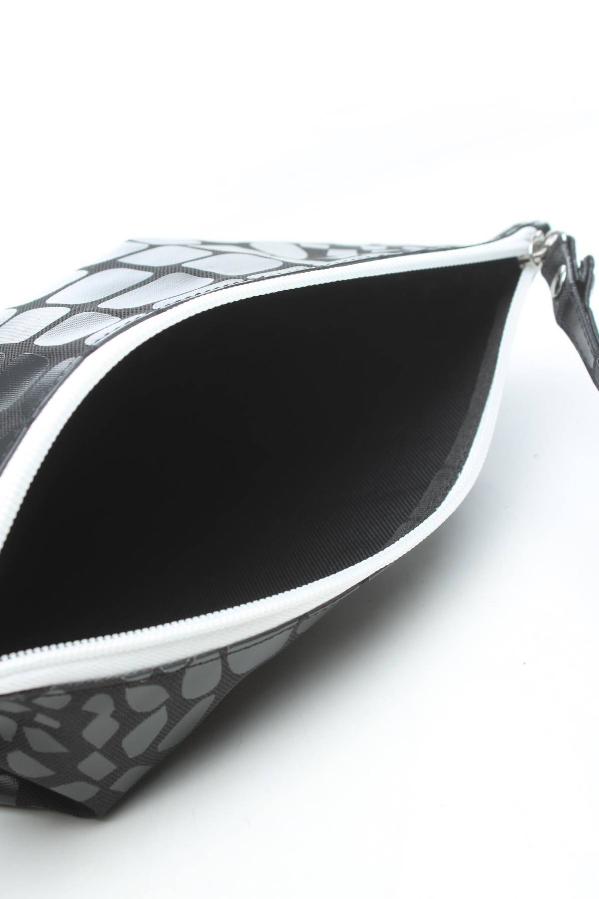 Τσάντα EA7 Emporio Armani3 - Contourshop.gr Τσάντα EA7 Emporio Armani3