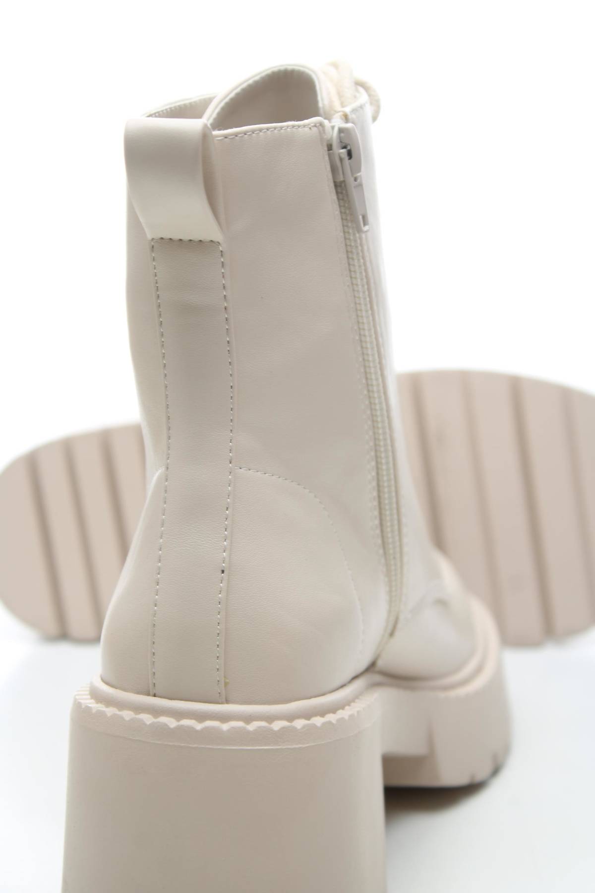 Дамски боти Steve Madden5