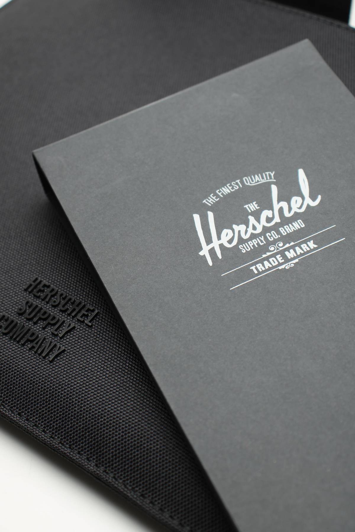 Калъф за таблет Herschel Supply Co.4