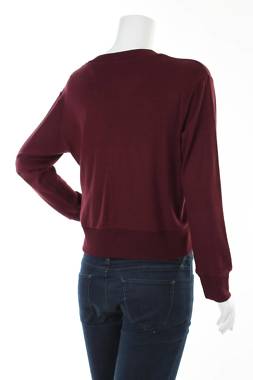 Дамска жилетка Triumph2