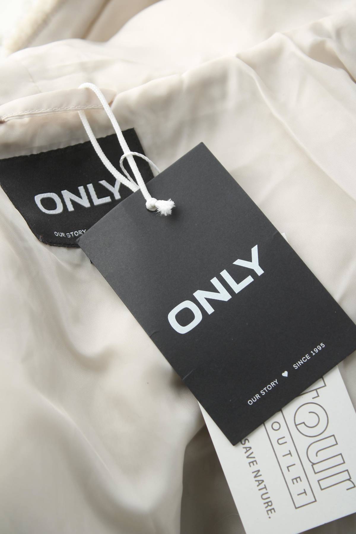 Γυναικείο μπουφάν Only4