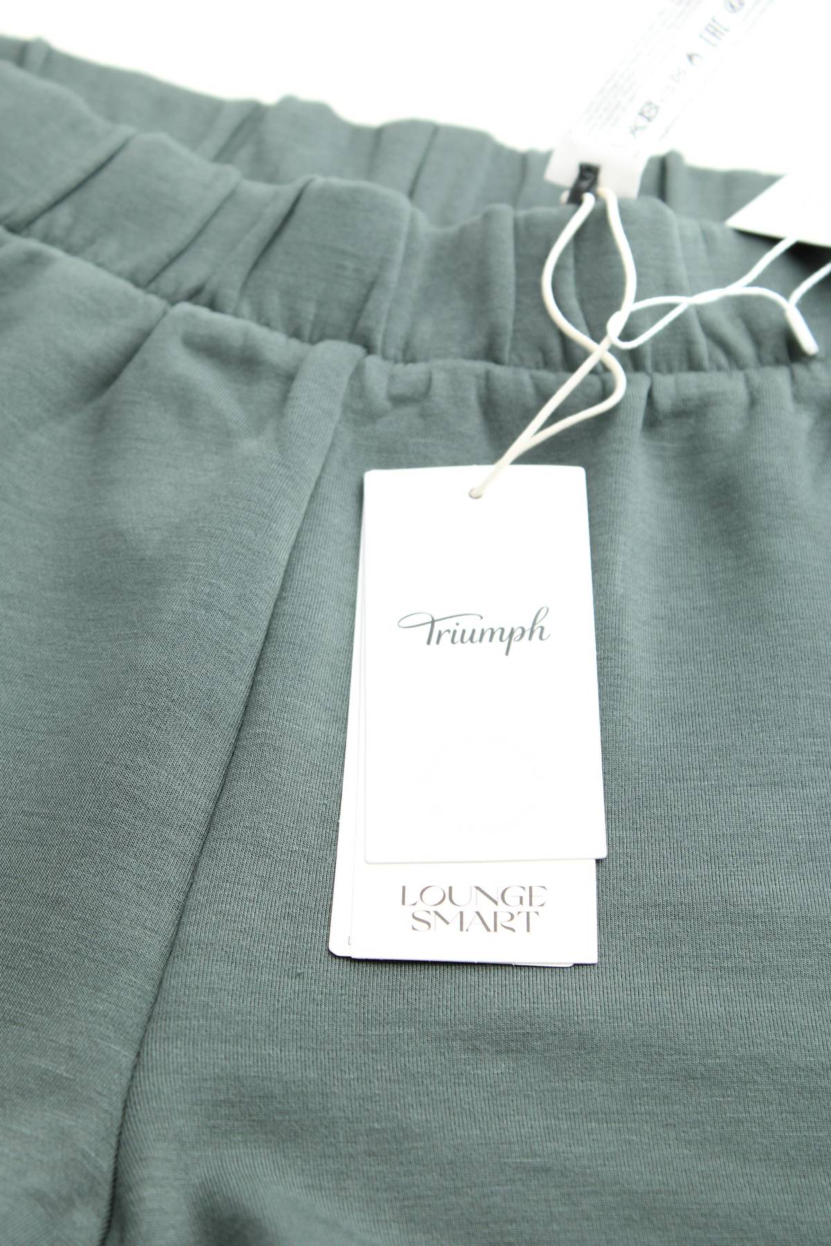 Ρούχα για το σπίτι Triumph3