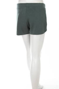 Ρούχα για το σπίτι Triumph2