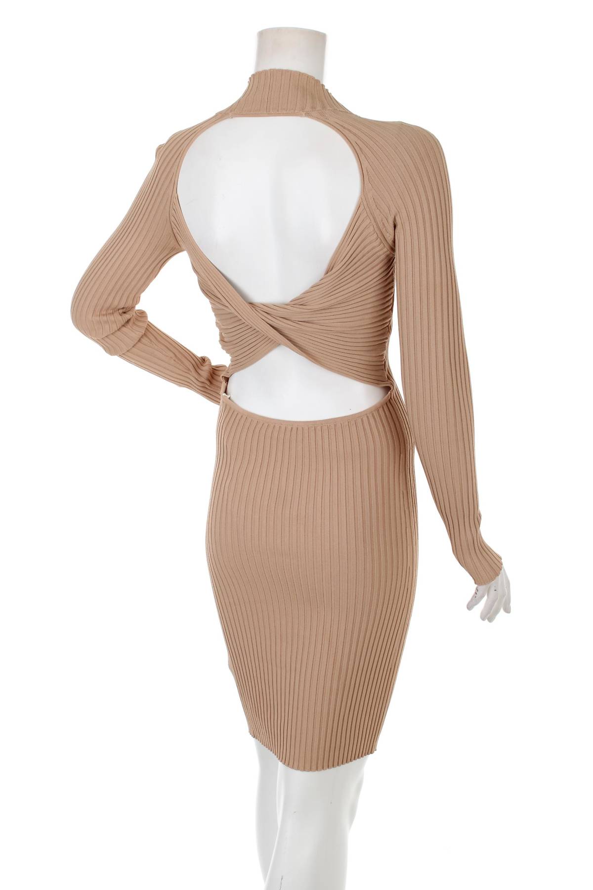 Φορέματα Guess2