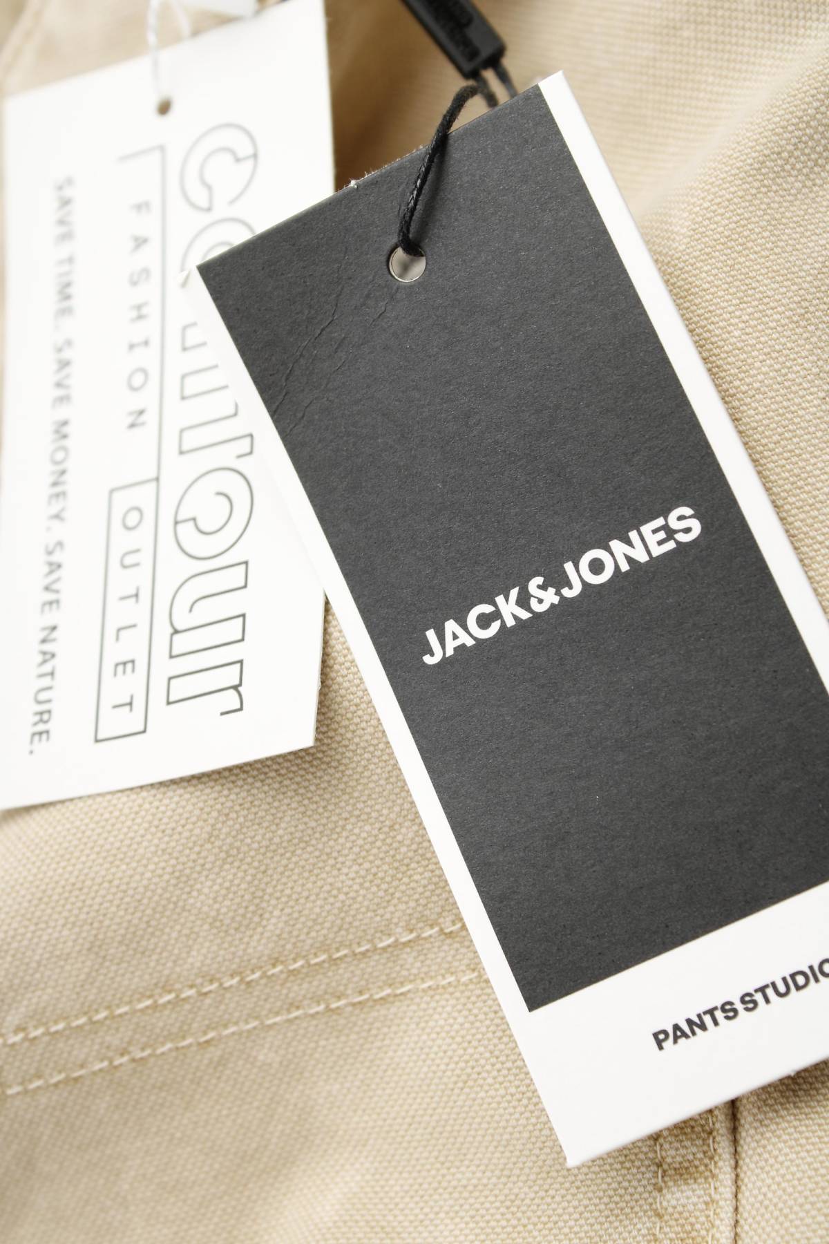 Мъжки къс панталон Jack & Jones3 - Contour.bg Мъжки къс панталон Jack & Jones3