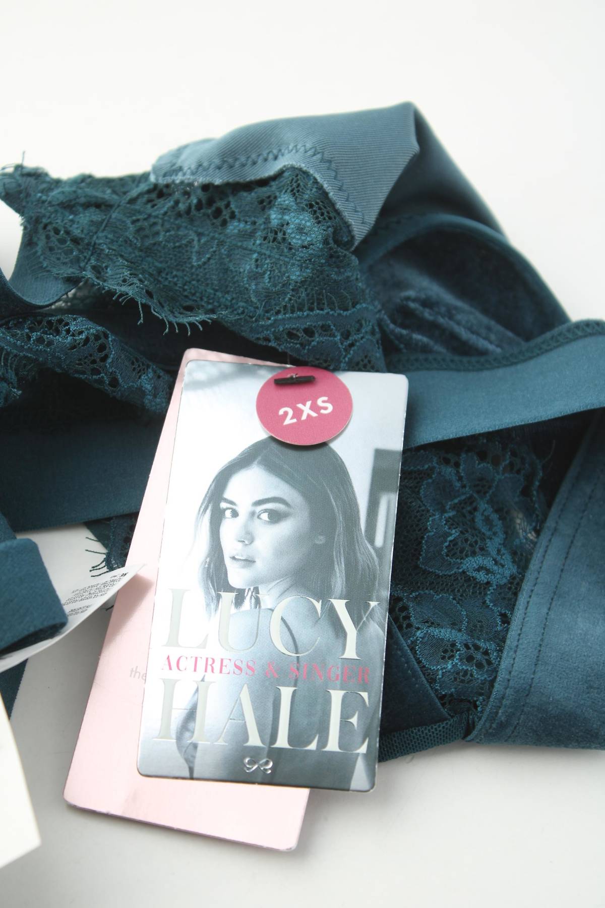 Сутиен Lucy Hale x Hunkemoller3 - Contour.bg Сутиен Lucy Hale x Hunkemoller3