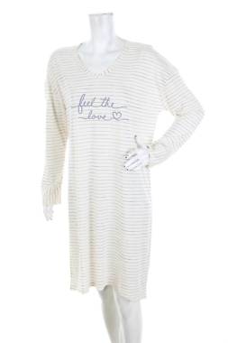 Γυναικείο νυχτικό Triumph1