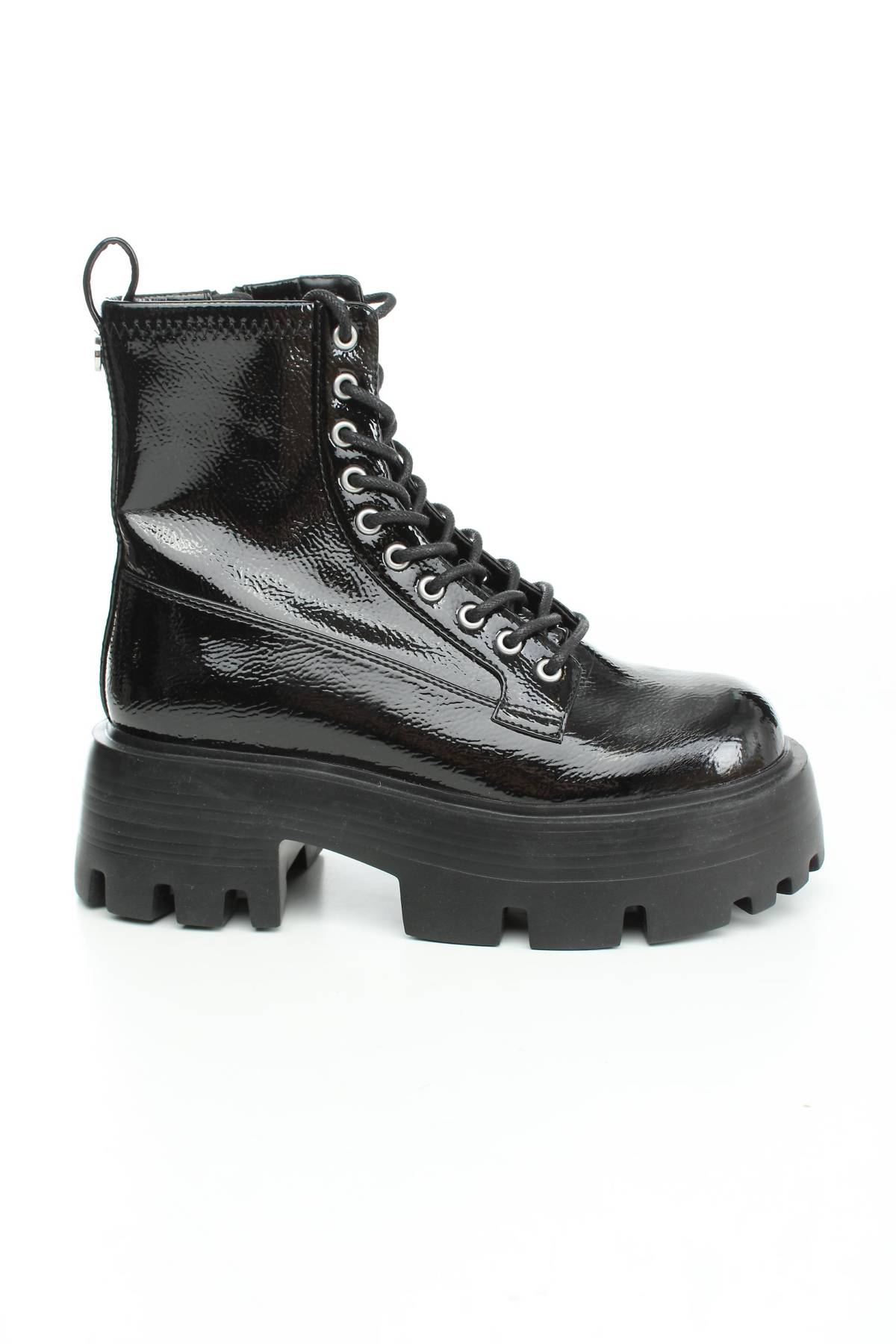 Γυναικεία μποτάκια Steve Madden1